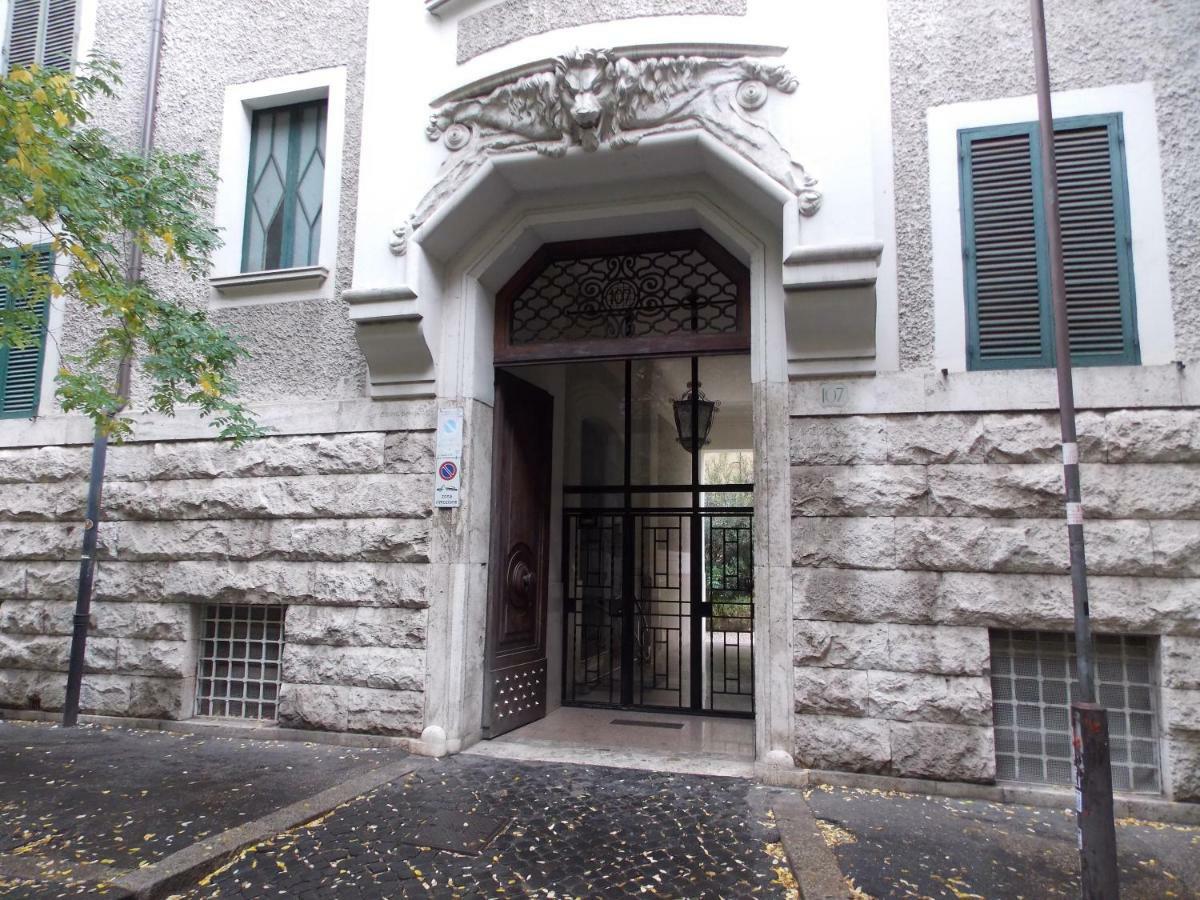 Holiday House Roma Vaticano Bagian luar foto